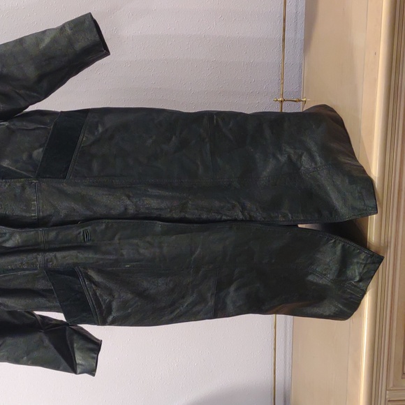 Large Black Leather Marco Morani Trenchcoat - Picture 3 of 9